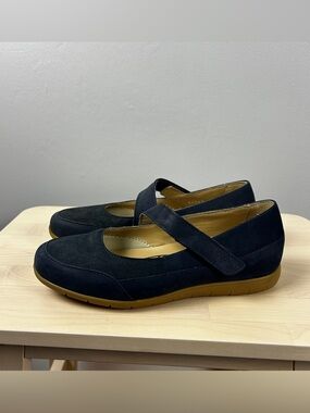 Classic Walker Suede Mary Jane Shoe Navy 6.5/37 Hovercraft Sole Orthotic Comfort